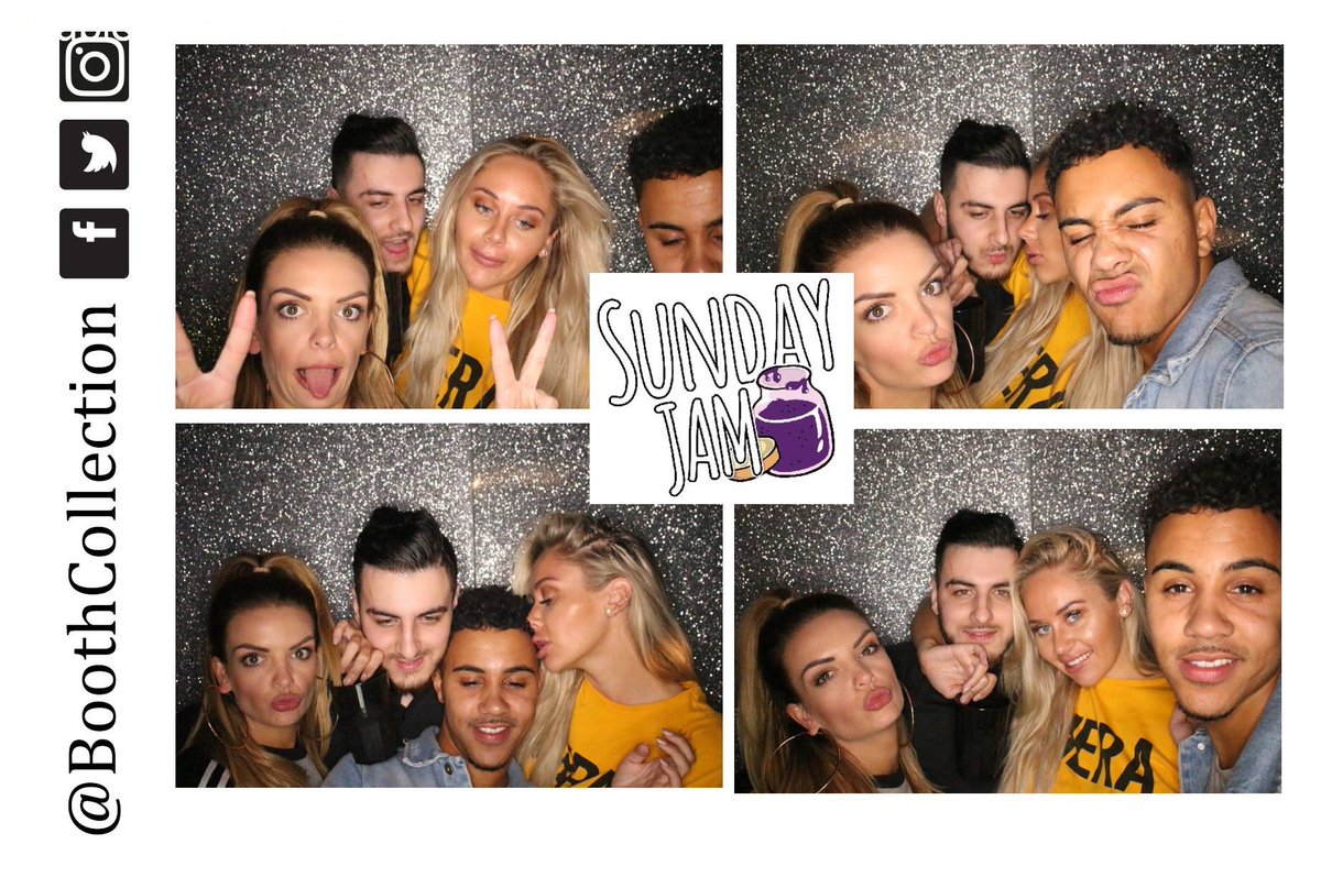 BoothCollection's tweet photo. Photos from yesterday's photobooth at @SundayJam_ @VanillaWindsor_ are now on Facebook! 📸 go tag your friends!

https://t.co/k4eKaLzkui https://t.co/wtLYRMYF3y