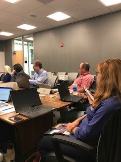 DSNsmata1's tweet photo. @IE_ICT_DSN Team Meeting #doingwhatmatters #ictdm #brandedpathways #ittp #BIW https://t.co/Xb7TW0H9d9
