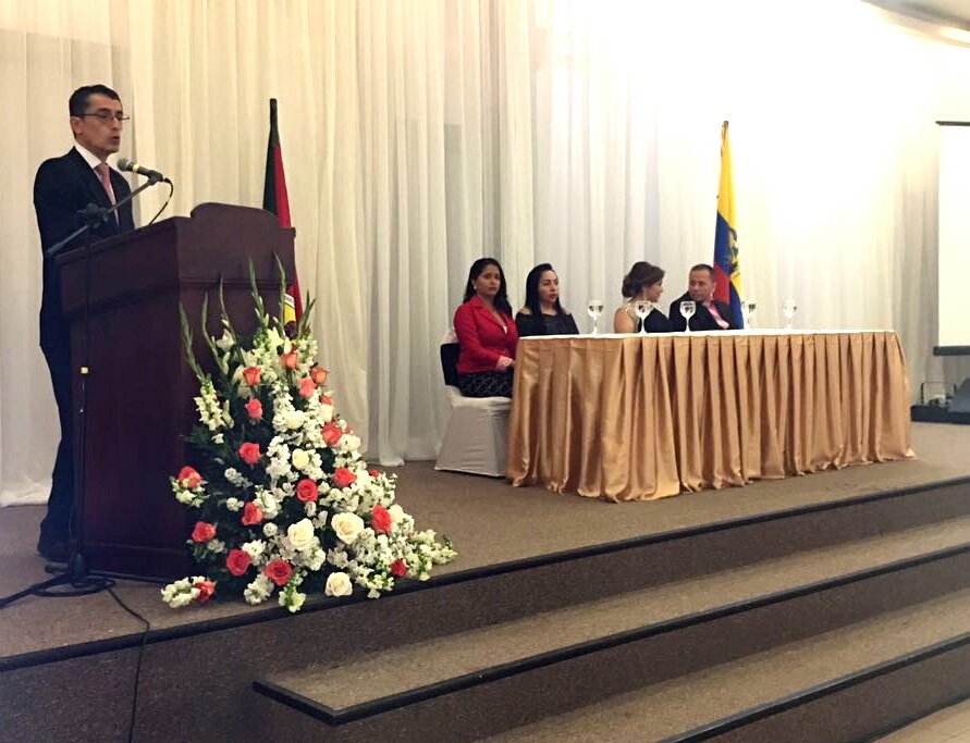 HospitalGSD's tweet photo. 23 nuevos médicos se incorporan oficialmente a esta noble carrera, luego de terminar su año de internado rotativo en el @HospitalGSD y #HGDZ https://t.co/0VDxUJYcWY
