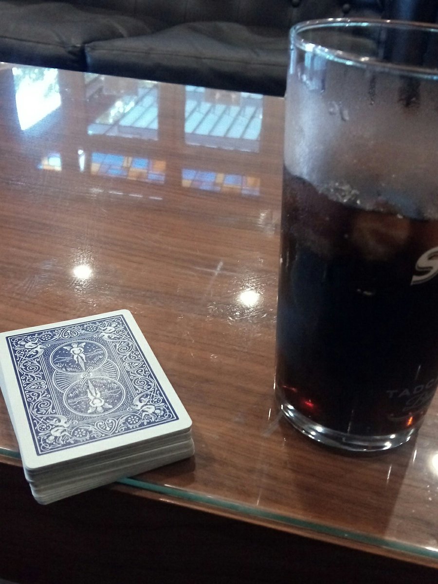 TomDoddMagician's tweet photo. Currently having a little Carmarthenshire magic gathering before heading off to Uni in a week and a bit! https://t.co/BJ9GstWOc9