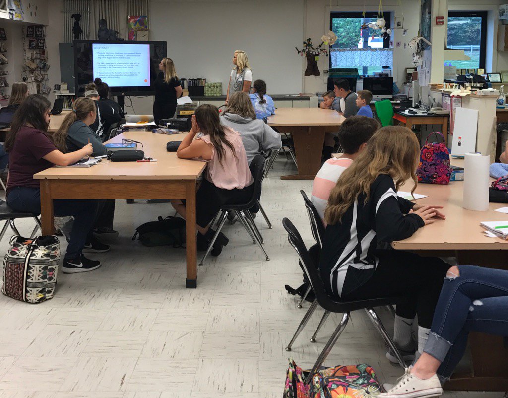 Johnson Central MS students presented with program on Neonatal abstinence as they search for a comm problem to attack