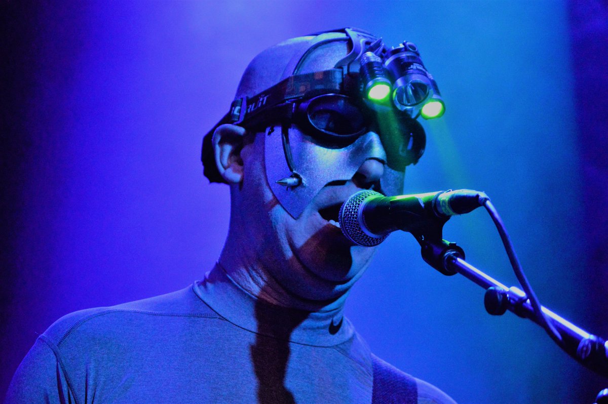 MusicTrespass's tweet photo. #MACHINEROX live at the London @O2Islington Photos by @DanDevour
https://t.co/TRH9Vdwk3U …
#EBM #Darkwave @FlagPromoNews #Rock #Industrial https://t.co/lks99TOjt5