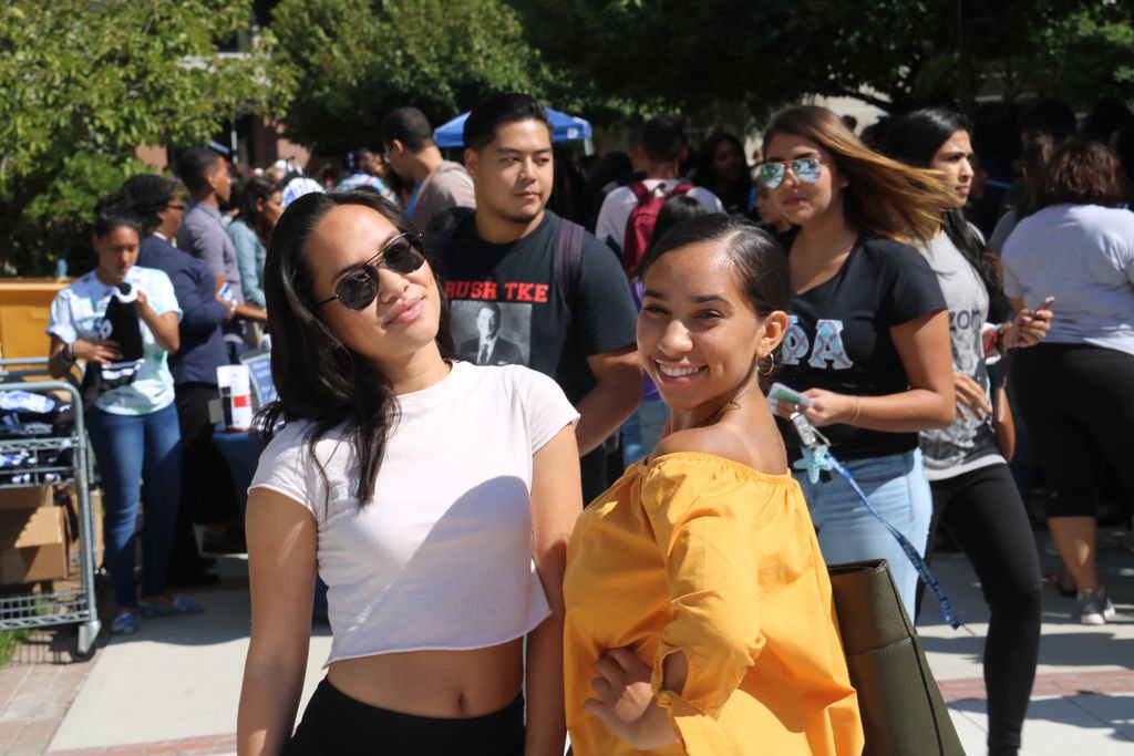 keaninvolvement's tweet photo. The pictures of #KeanDay is live on The Cougar's Byte! Be sure to check out all the picture and tag your friends!
https://t.co/CL4t4v3D7k https://t.co/lBwIBj7mw6