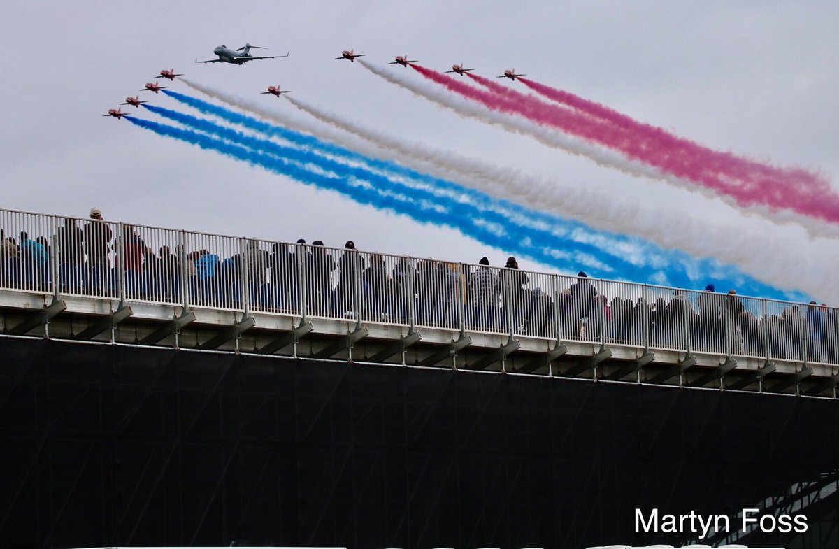The <a href="/rafredarrows/">Red Arrows</a> buzzing the grandstand <a href="/ScampAirshow/">Scampton Airshow</a>