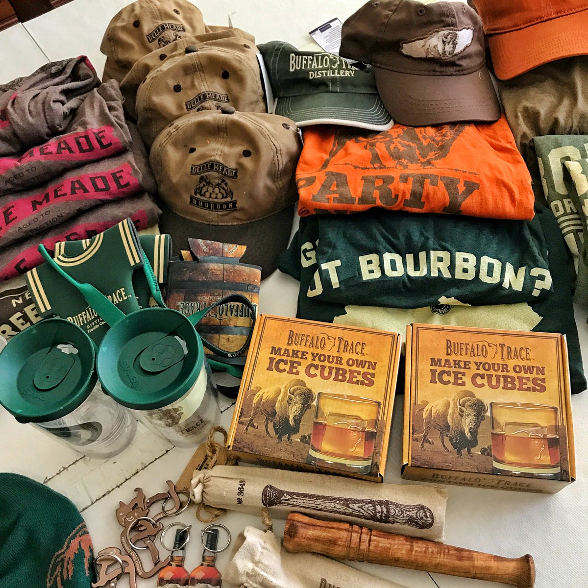 Want to win some killer swag? Don't forget to enter before our next drawing on Sunday. bit.ly/2vQapmx