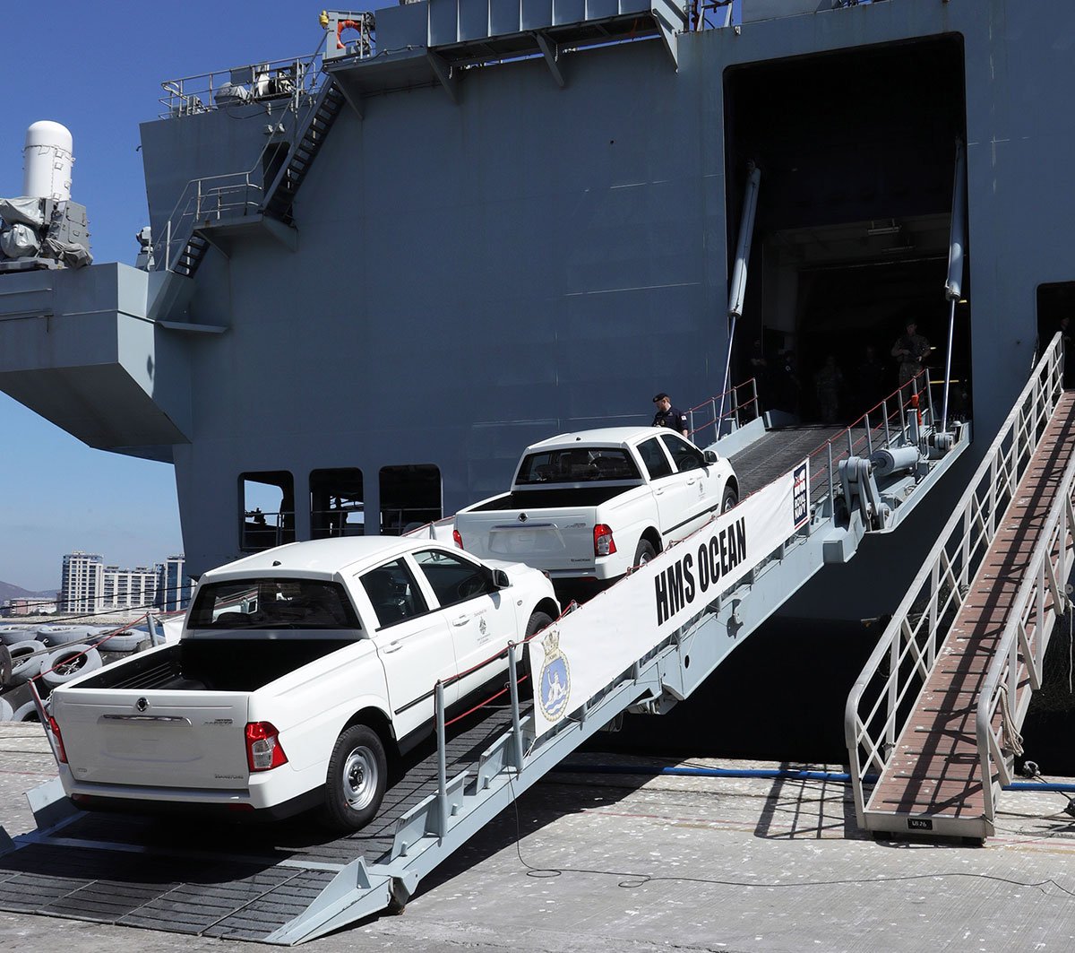 DJdxtJ6XoAATTKN.jpg:large