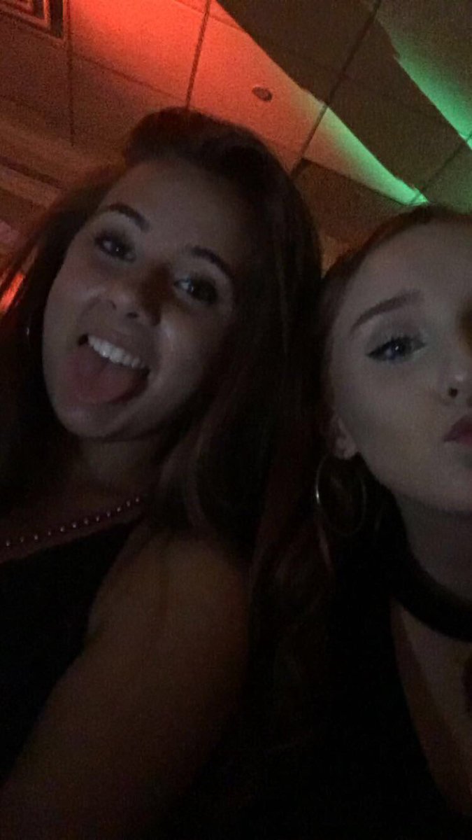 maeveclare44's tweet photo. Happy birthday molly!!! You're so funny and I love you๐๐โค๐๐๐ #wegetityouretaken #funvlogs @mollymaryc https://t.co/VCwKSzfKFd