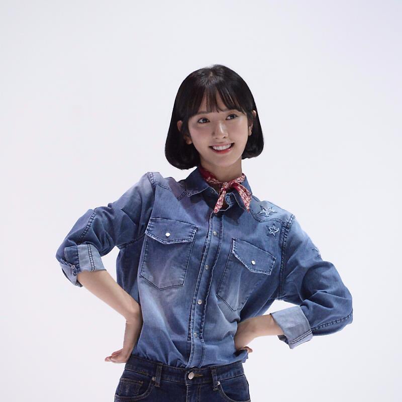 Kjiyeonrl's tweet photo. bona for lingerie gg 1979 poster shooting🍒💛💛
#cosmicgirl #wjsn #bonapic https://t.co/wZKhtgpxln