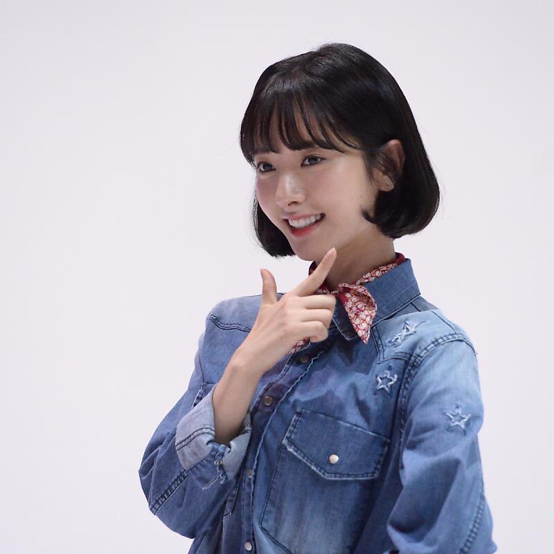 Kjiyeonrl's tweet photo. bona for lingerie gg 1979 poster shooting🍒💛💛
#cosmicgirl #wjsn #bonapic https://t.co/wZKhtgpxln
