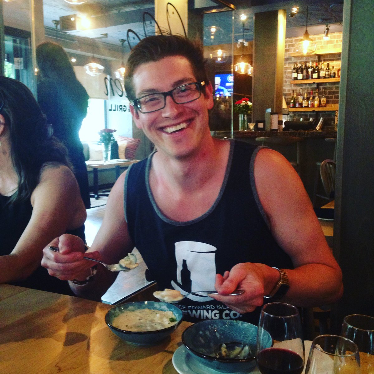 Tastehalifax's tweet photo. One happy chap double fisting chowders @5Fishermen https://t.co/ksedAjugog