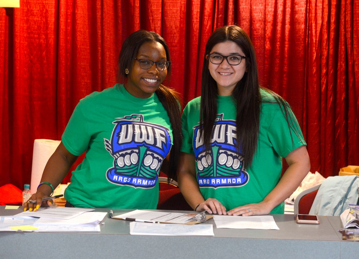 Megan Gonzalez (MegGonzalezPR) Twitter