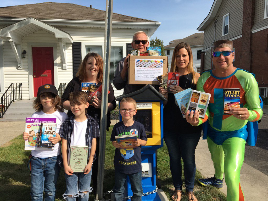 CkrebM's tweet photo. CK Realtors and friends visit with #captainpositive collecting books for the Little Free Library #whatsyourpositive https://t.co/YHJz6RpmbU