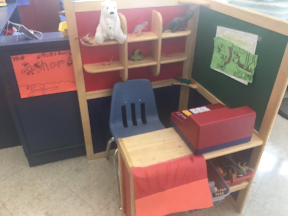 Grade 1 has opened a dinosaur store! We have dinos, signs and tomorrow we make prices and open for business! <a href="/HarrowHawksWSD/">Harrow Hawks WSD</a> #harrowlearns
