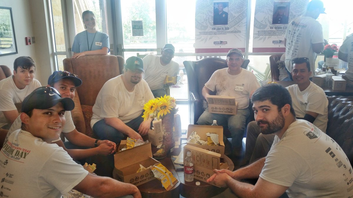 dhd_films's tweet photo. Our team showed the compassion and resilience of the American people by giving back to our community today. #FreedomDay2017 @EQUEST_TX @EFNT https://t.co/yg0pkjprul