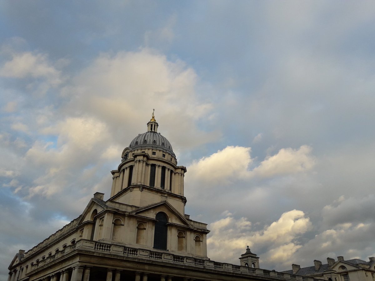 rudivanetteger's tweet photo. Greenwich skies #eclas2017 https://t.co/uXsfD8ywPG