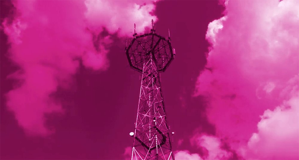 TmoNews's tweet photo. T-Mobile comes out on top in another U.S. mobile network report https://t.co/R8rnzgOChe https://t.co/Uysllja3PV