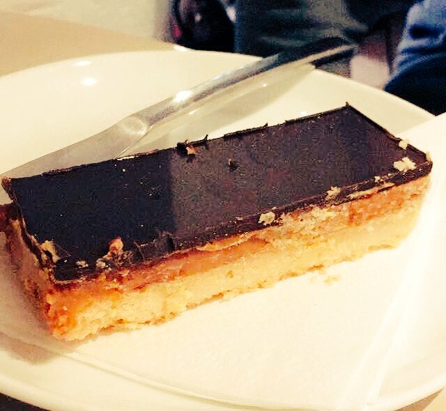 Our very popular and generously sized caramel/millionaire's shortbread! Perfect for the chocoholics 🍫