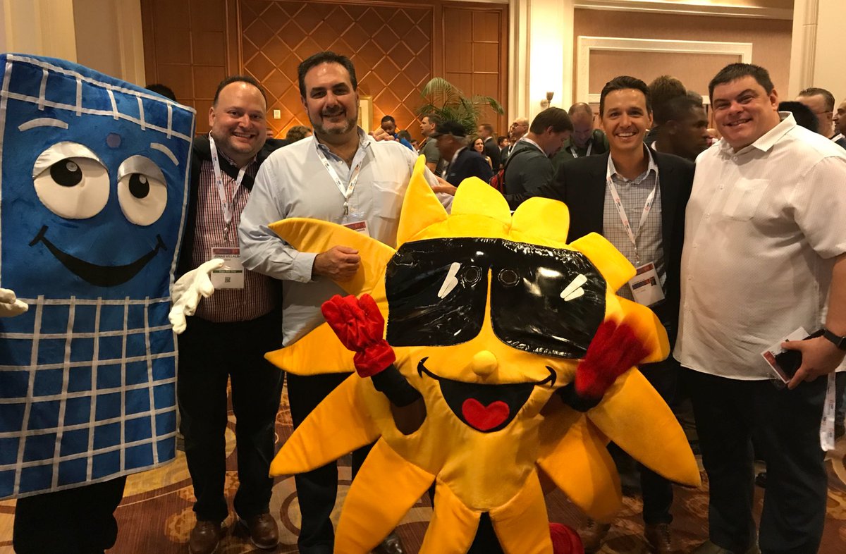 Great having our Australian partners <a href="/carbonTRACK_AU/">carbonTRACK</a> here with us <a href="/SPIConvention/">We're now RE+ Events</a> in Vegas!