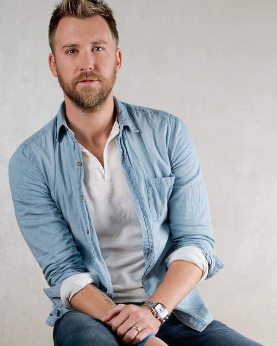 Charles kelley naked