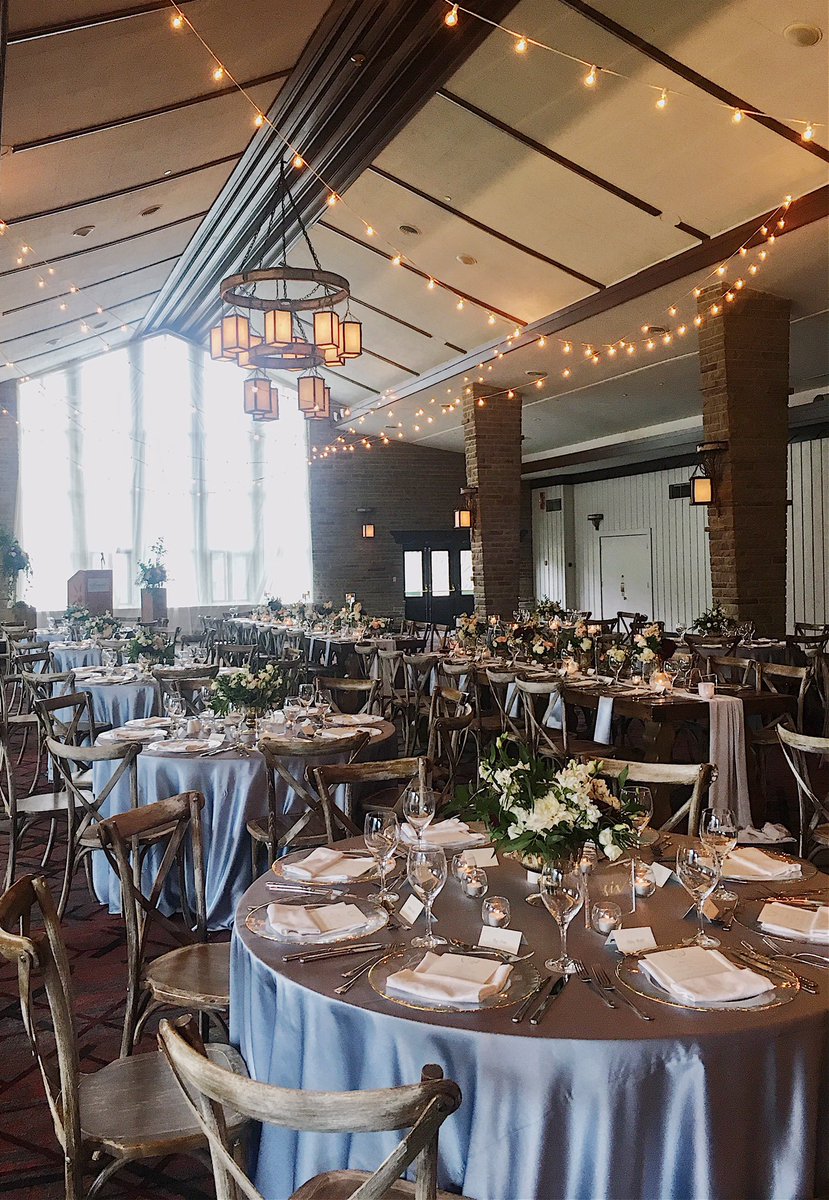 So much love this weekend at the magical <a href="/FairmontJPL/">Jasper Park Lodge</a> ✨#jasperwedding