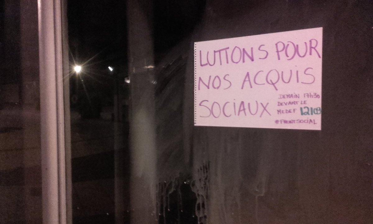 FrontSocial12's tweet photo. Tandis que nous préparons le #12septembre. A demain #rodez https://t.co/CxpfRCGqSC