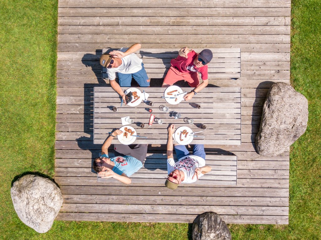 DJIGlobal's tweet photo. As summer has come to an end, we at #DJI have some tips from the season to share with you: https://t.co/gqa7OFFMEu https://t.co/SuQRfohxbD