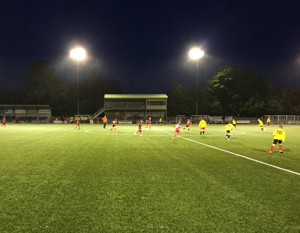 TheCyflePE's tweet photo. Really enjoyed the big derby between @WhitestarsJFC u13 &amp; u14s last night, great advert for local junior sport #grassroots #localtalent👏⚽️👍 https://t.co/l9UOI9yhoh