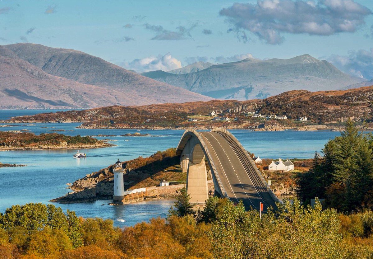 SpectacularScot's tweet photo. Skye Bridge from Kyleakin. I'll be back on Skye next month as part of a larger trip involving Wester Ross and Sutherland. https://t.co/G1jk4tD3kx