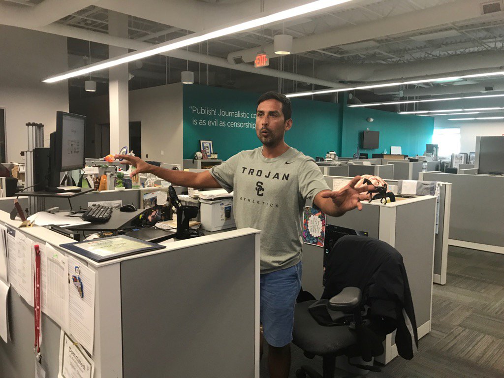 MoniqueOMadan's tweet photo. For those who have asked, yes, @DavidOvalle305 is alive and well. And still working. #HurricaneIrma https://t.co/IUZUbp4wlZ