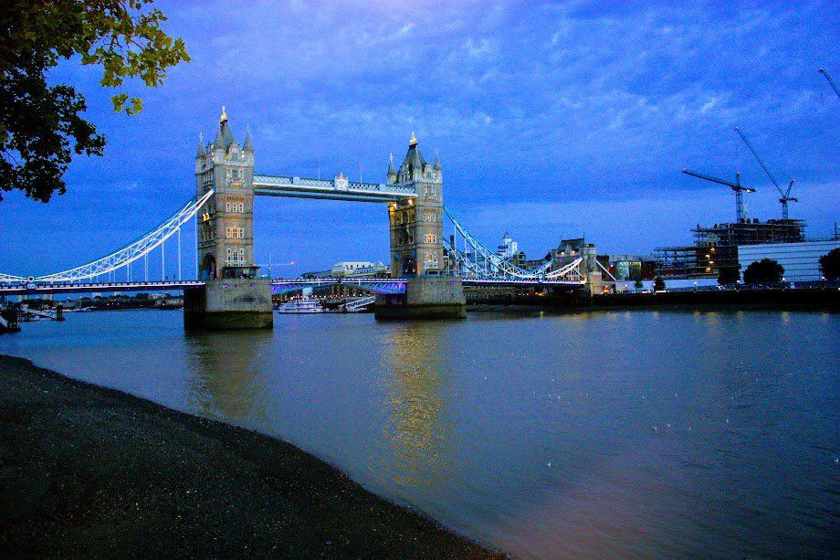 GeorgeMorina's tweet photo. #TowerBridge is a combined bascule and suspension bridge in #London built between 1886 and 1894. #photography © George Morina https://t.co/UYAq5XkRZr