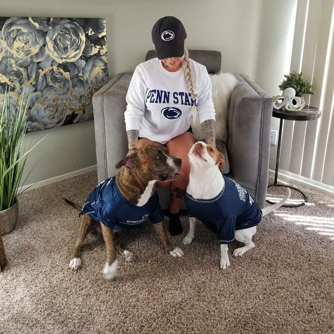 We've been waiting for the perfect day to announce our college acceptance! https://t.co/jM9ujctzx5<a href="/tag/mackmonday"class="tags"><span>#mackmonday</span></a>