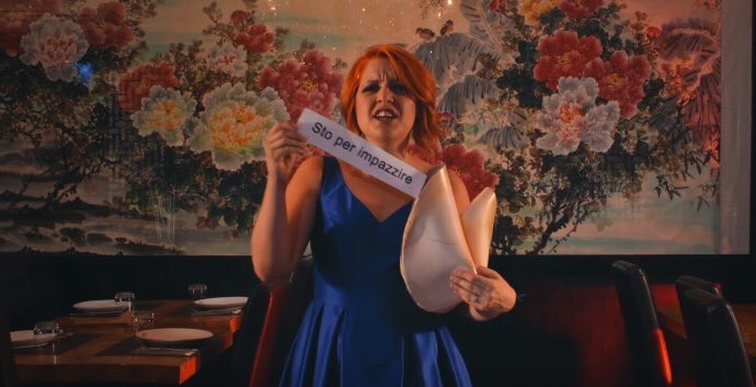 GARBAGERoff's tweet photo. Foto di Ilary Blasi durante la puntata #GFVIP https://t.co/P7daEpYPPb
