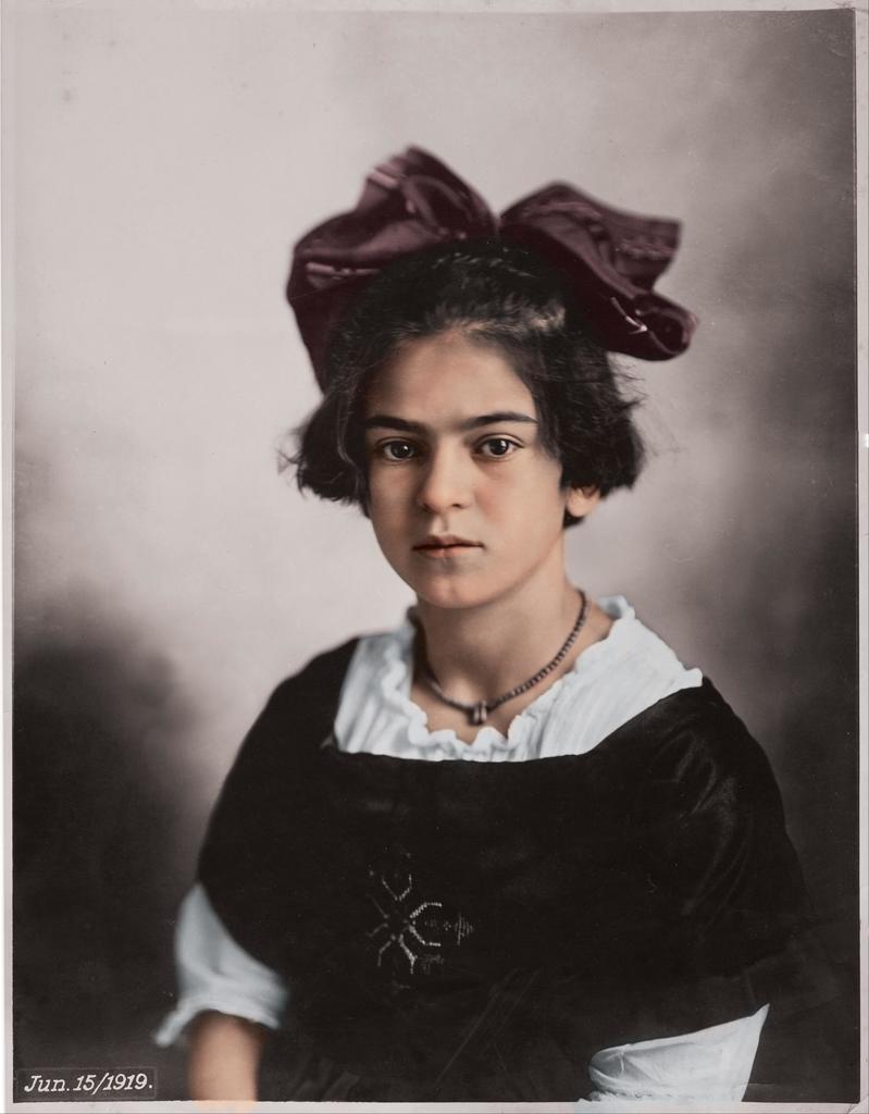 Picture of Frida Kahlo in 1919 photographed by his photographer father, Guillermo Kahlo