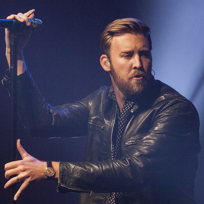 Happy birthday, Charles Kelley! He turns 36 today. 