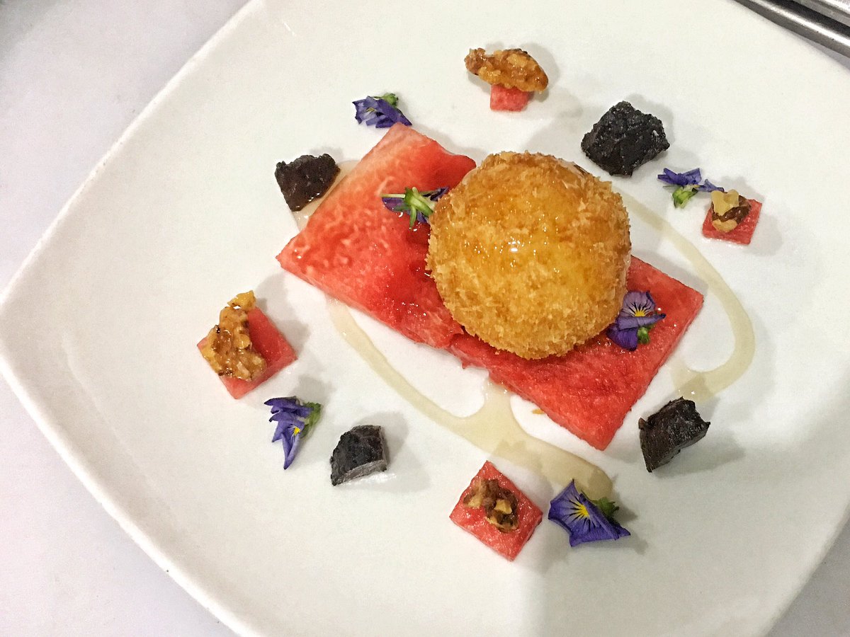 Fulanichef's tweet photo. Crispy coated goat cheese. #work #chef #africanchef #whereghanaeats #thisisaccra #gourmetfoods #accraexpat #sierraleoneanchef #fulanichef https://t.co/myfQn1qWfQ