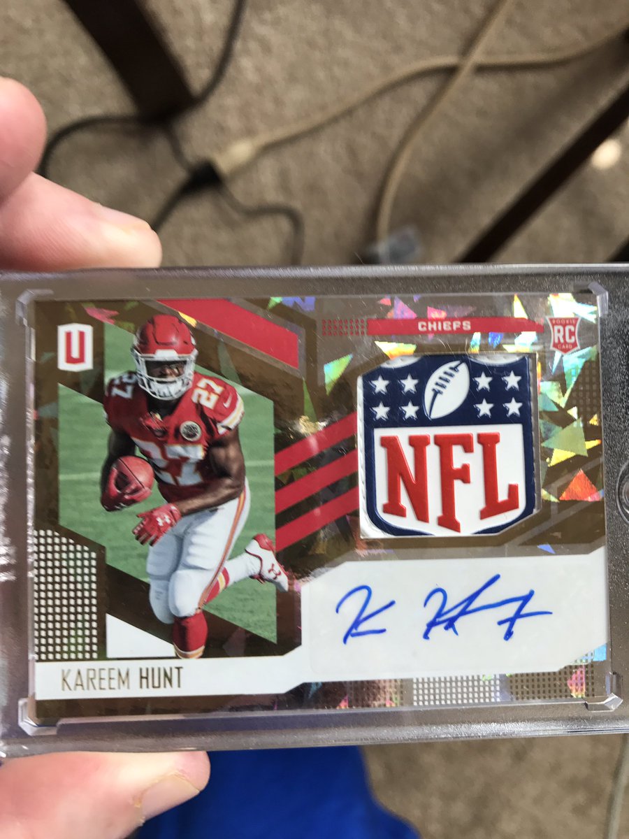 MondayHeinz's tweet photo. Almost forgot to tweet out my monster hit from @TopShelfBreaks recently!
#1of1 #sickness #monsters #ckrules https://t.co/ALBA5JNXGO