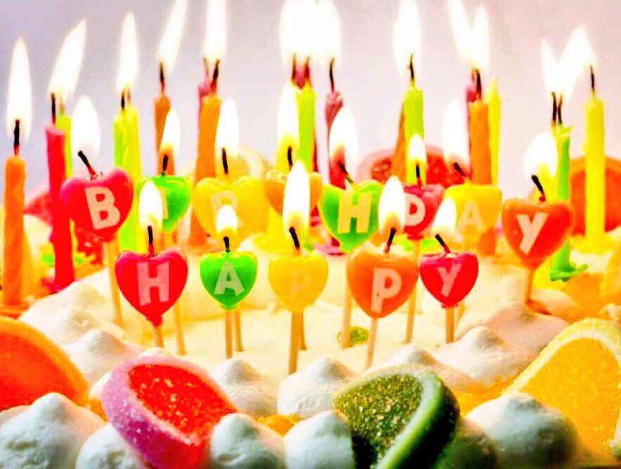 nuppse's tweet photo. Der @_Sternchen_2015 alles Liebe und Gute zum Geburtstag gewünscht 😘genieße deinen Ehrentag <3 https://t.co/7alD1JBBg1