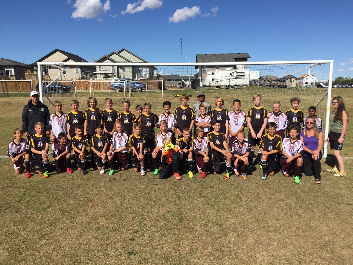 @AlbertaSoccer <a href="/lowthersoccer/">Shaun Lowther</a> <a href="/JimLoughlin2/">Jim Loughlin, ChPC</a> <a href="/MedHatRASC/">RASC</a> @GPRCWolves <a href="/cochranewolves/">Cochrane Wolves FC</a> <a href="/CanadaSoccerEN/">Canada Soccer</a> Steps in the right direction are the ones we need to keep making. What an excellent weekend to showcase this.