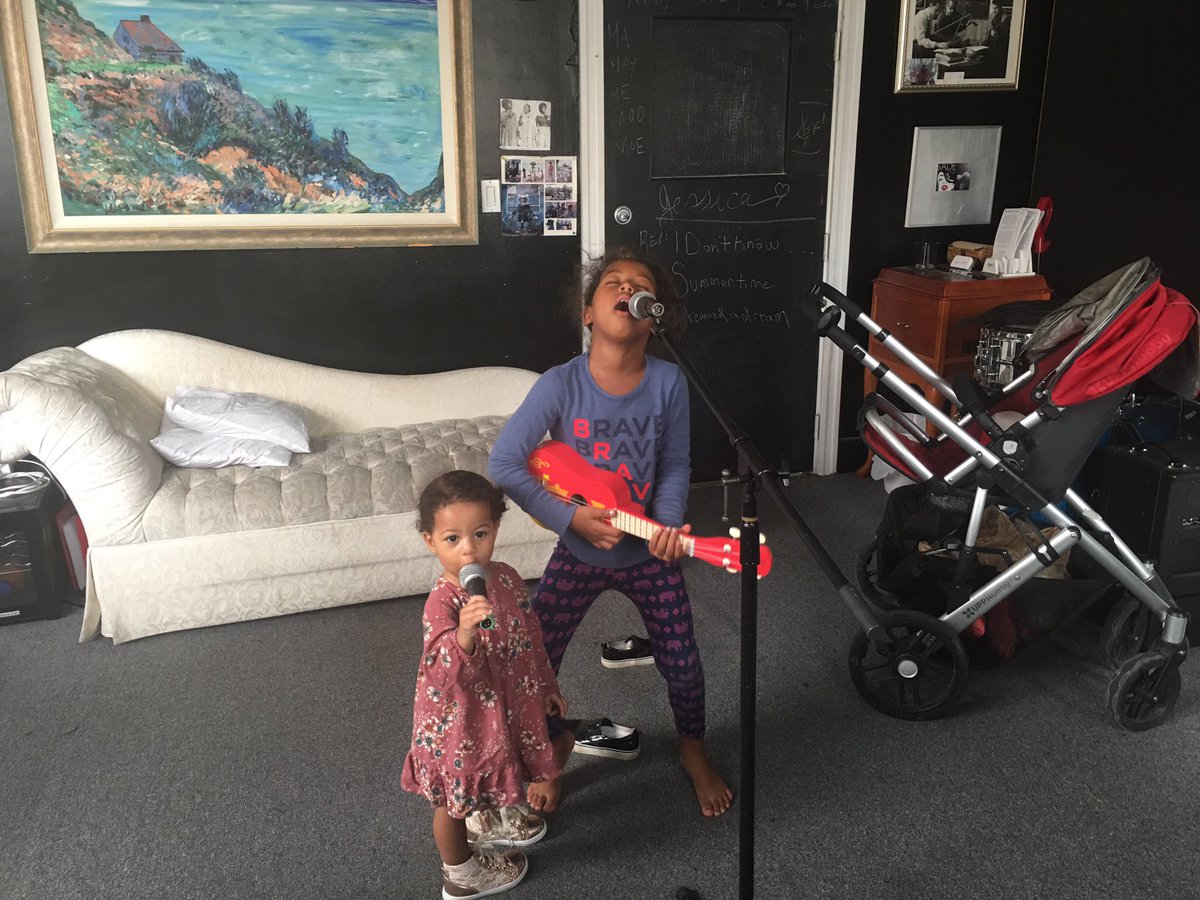 Soulful_Singing's tweet photo. My girls giving me a show at the studio.#my heart#my love#my world https://t.co/d0gbG7u9pf