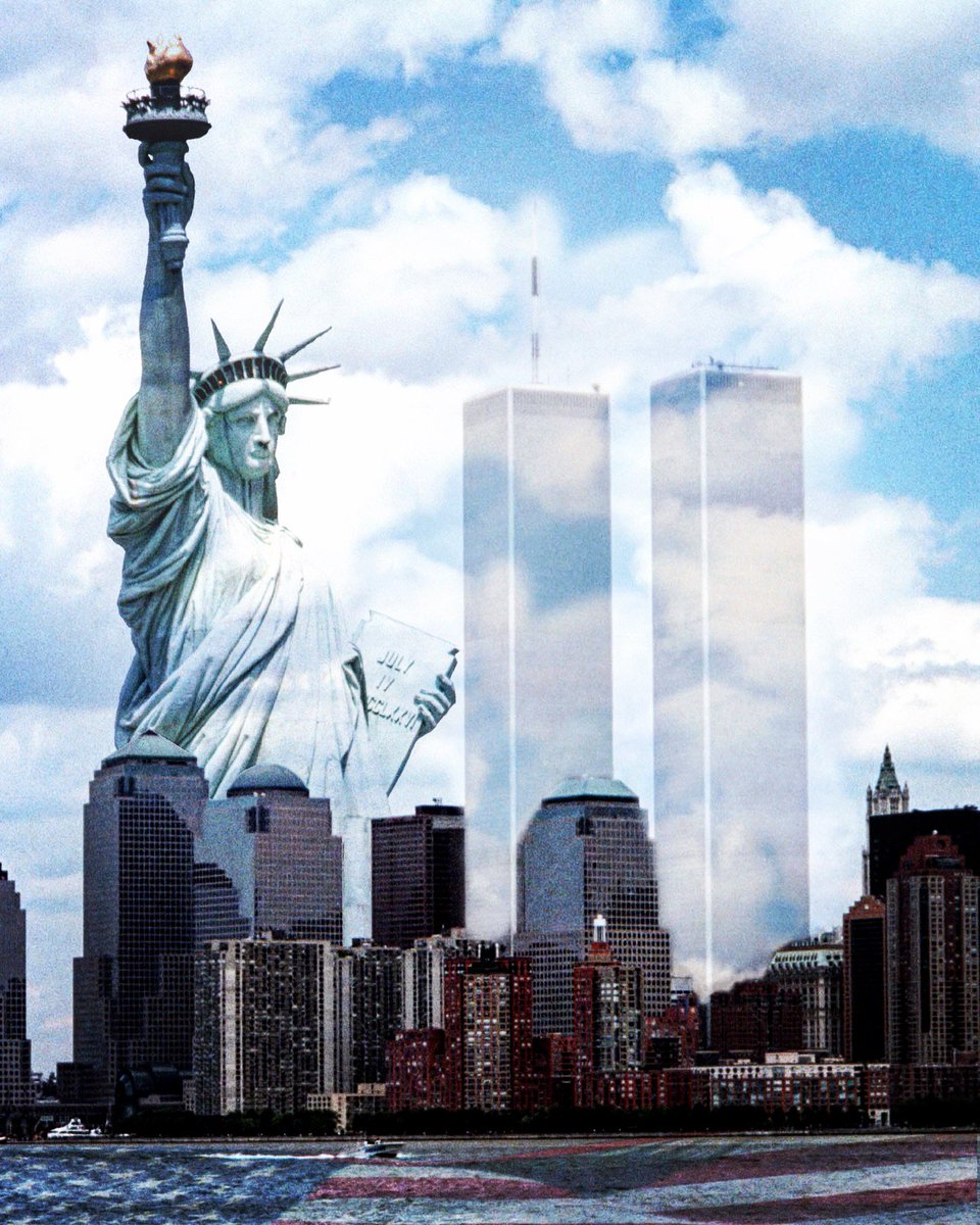 KITGROUP1's tweet photo. September 11th is a day none of us will forget. In memory of those who we have lost and in honor of those who have served. 
9/11/2001 https://t.co/ZFhE3v23dm
