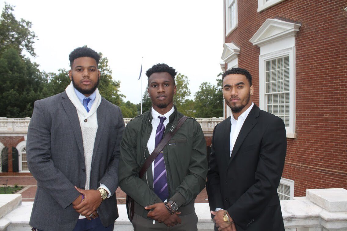 LZQues's tweet photo. #ManhoodMonday #QueDogTwitter #ThisIsLZ https://t.co/zIaHqwAzCp