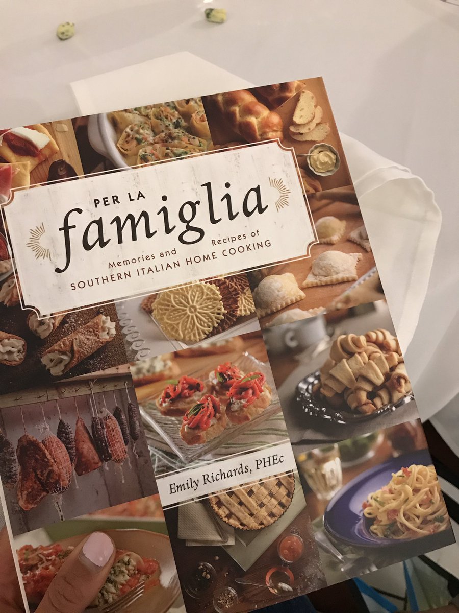 From her family to mine, thanks <a href="/ERiscooking/">Emily Richards</a> @CanolaEatWell #canolaconnect