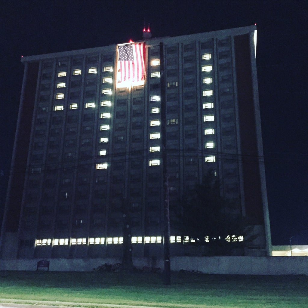 MissEKU2017's tweet photo. One of the most beautiful sights I've Seen @EKUStories! 😍 #UnitedWeStand https://t.co/SipuLTeZQC