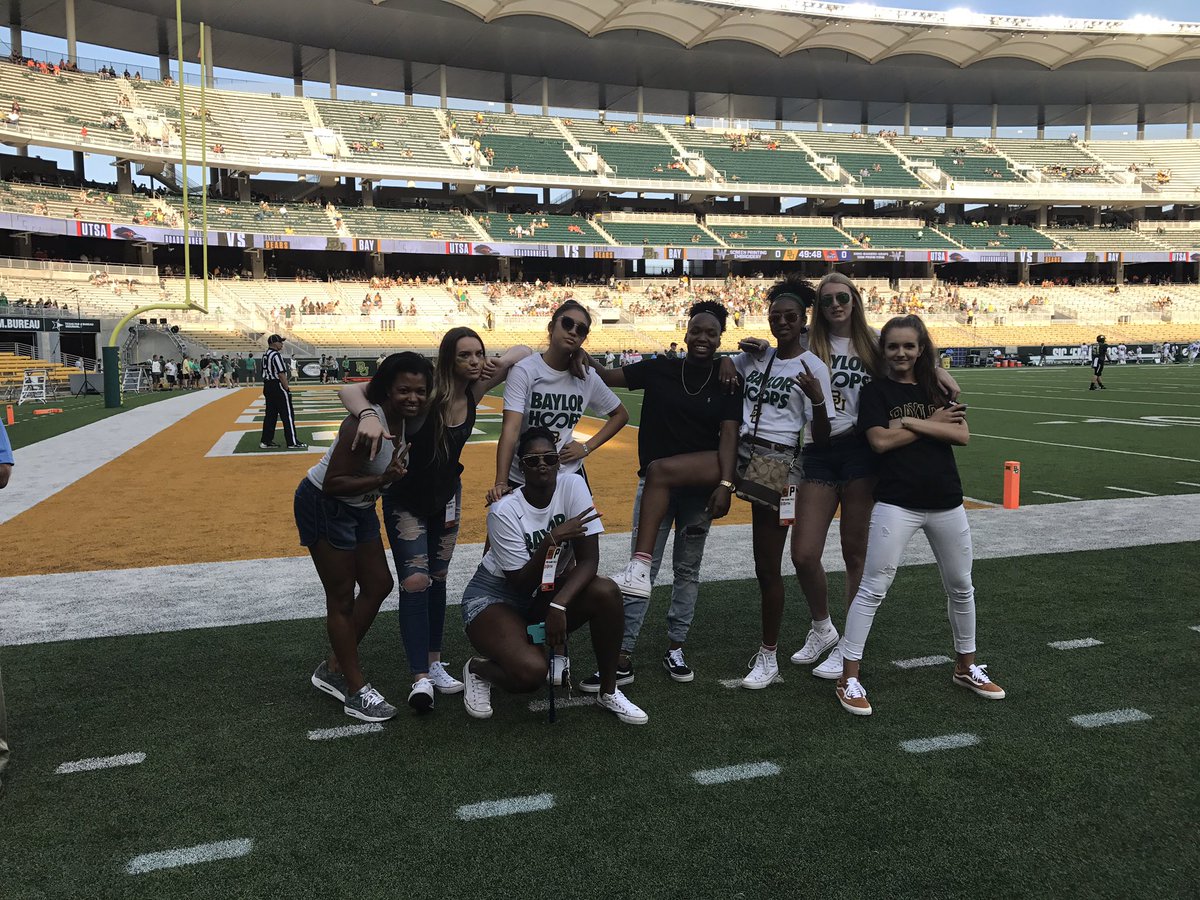 C O M M I T T E D 💚🐻💛