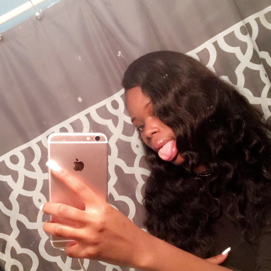 rayaana12's tweet image. #NewProfilePic