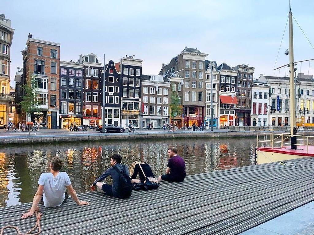 Missing those carefree princess days ✈️👸🏻
.
.
.
.
#summernights #summervibes #summer #amsterdamworld #holland #net… ift.tt/2vReDuo