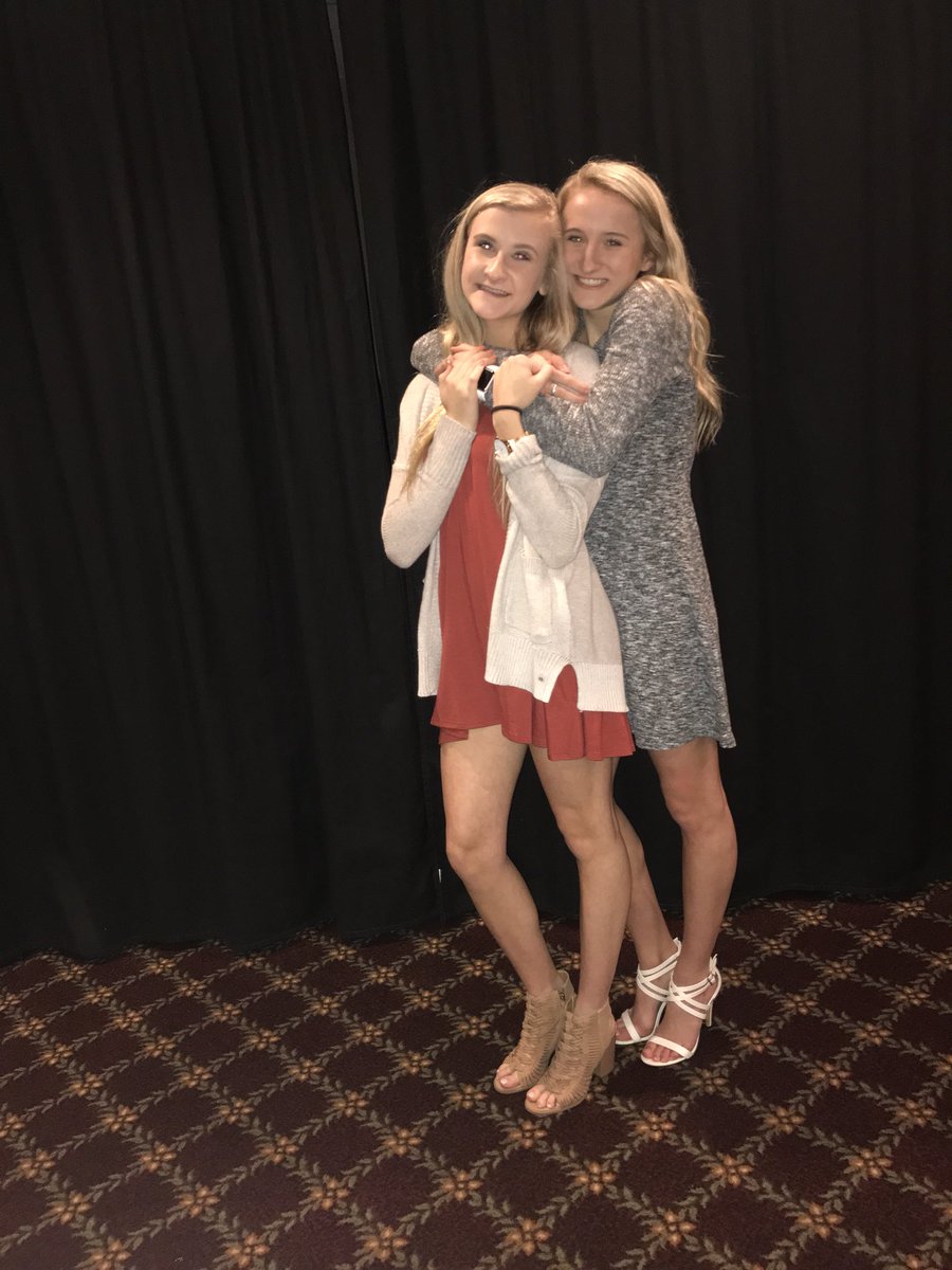 taylor_doro's tweet photo. happy sweet 16th birthday to my mini me 💗 don’t know what i would do w/o you and all our laughs..love you lots!!! https://t.co/govASiGJ3W
