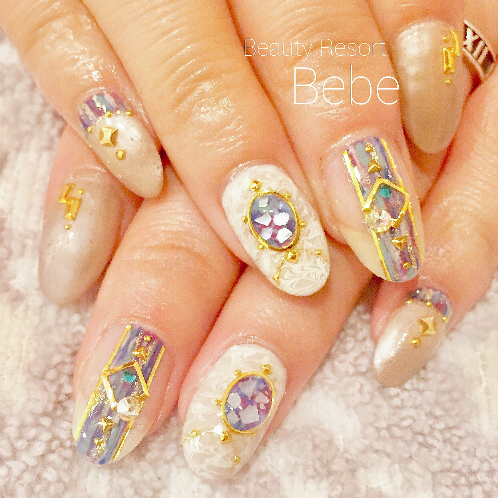 Beauty Resort 美be クール Amp エキゾチック エキゾチックネイル マーブルネイル ゴージャスネイル クラッシュシェル ネイル 箕面 大阪 Mablenails Gorgeousnails Shell Nails Minoh Osaka T Co Gvgwjjqlve Twitter