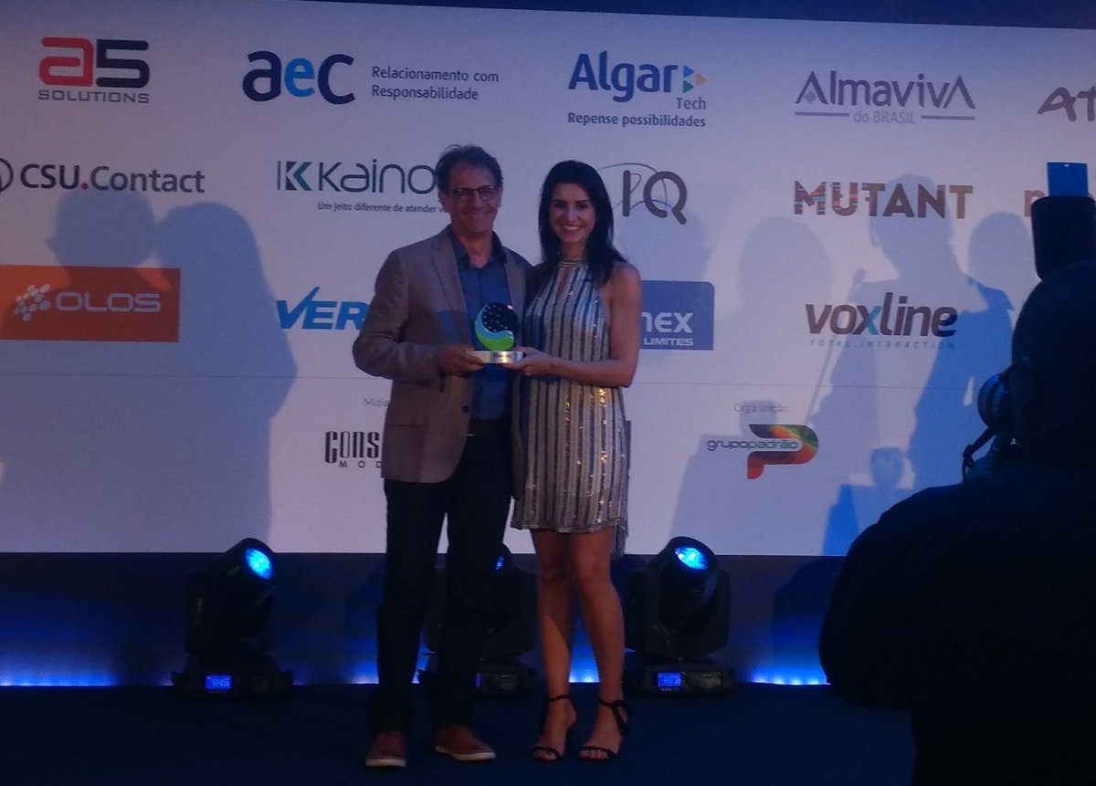 Inbenta_br's tweet photo. Inbenta vencedora do prêmio #Conarec2017  - categoria Chatbot https://t.co/Z7wGBvqchI
