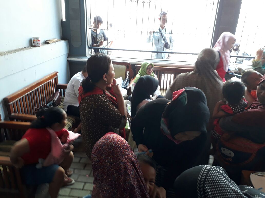 Campak&amp;Rubella Posyandu Mawar 8 <a href="/ratna_anne/">anne ratna mustika</a> <a href="/PkkPurwakarta/">PKK Kab.Purwakarta</a> <a href="/kecpurwakarta1/">Kec. Purwakarta</a> @juddy_damkar <a href="/Sobandi0101/">Sobandi</a> #NagrikalerSauyunan